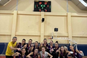 Voleybol müsabakaları büyük heyecanla bitti