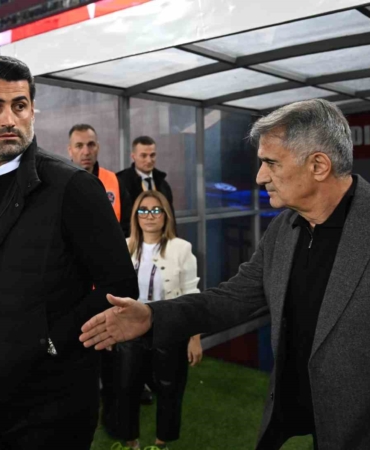 Volkan Demirel, Şenol Güneş’in elini sıkmadı