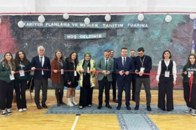 Yalova’da lise öğrencilerine meslekler tanıtıldı