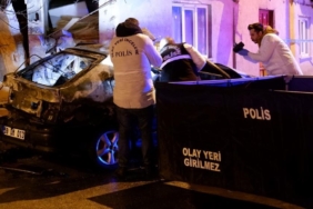 Yanan otomobilde hayatlarını kaybeden gençlerin kimlikleri belli oldu