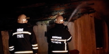 Yangında faciadan dönüldü: Alevlerin arasından son anda kurtarıldı