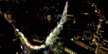 Yılbaşına saatler kala vatandaşlar Taksim Meydanı’na gelmeye başladı