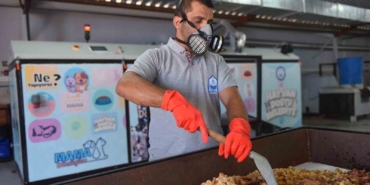 Yıldırım’da atık gıdalar mamaya dönüşüyor