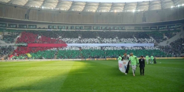 41 bin Bursaspor taraftarından Filistin’e bayraklı destek