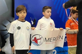 9 yaşındaki Ali Mete satranç milli takımına seçildi