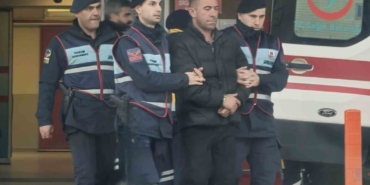 Ailesini silahla rehin alan şahıs tutuklandı