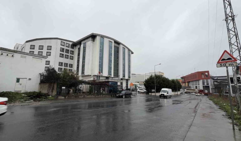 Arnavutköy’de sahte alkolden hastanelik olan 3 işçiden 1’i öldü