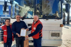 Ayvalık’ta Türk Kızılay’ından kan bağışçısına altın madalya