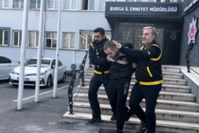 Babasını pompalı tüfekle öldüren gencin müebbet hapsi 20 yıla indirildi