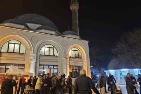 Bandırma’da Miraç Kandili’nde camiler dolup taştı