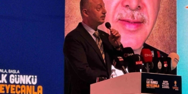 Başkan Büyükakın’dan İmamoğlu’na: "Senin makyajını akıtmaya devam edeceğiz"