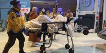 Benzin döktüğü soba alev aldı, yaşlı adam ağır yaralandı
