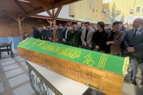 Beyin kanaması geçiren gazeteci hayatını kaybetti