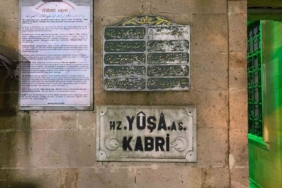 Beykoz’daki Hz. Yuşa Türbesi’nde Regaip Kandili yoğunluğu