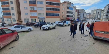 Bilecik meydana gelen zincirleme trafik kazasında şans eseri ölen veya yaralanan olmadı