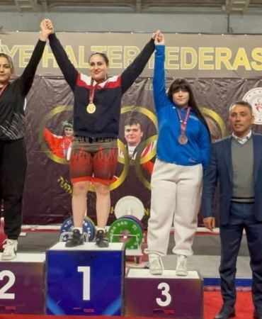 Bilecikli sporcu Belgin, büyük başarıya imza attı
