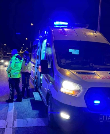 Bilecik’te otomobil ile motosiklet çarpıştı: 1 yaralı
