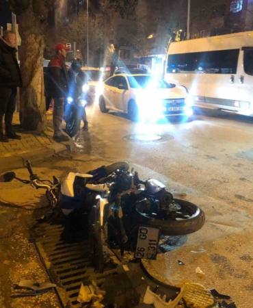 Bilecik’te otomobil ile motosikletin çarpıştı; 1 kişi yaralandı