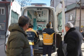 Bilecik’te otomobilin çarptığı yaya yaralandı