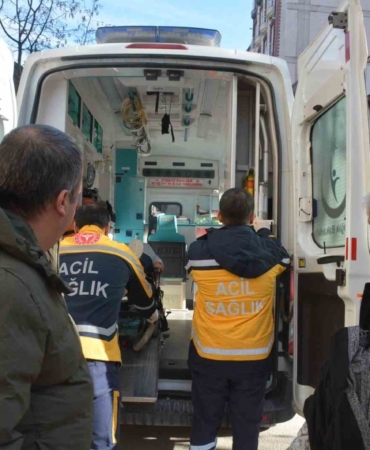 Bilecik’te otomobilin çarptığı yaya yaralandı