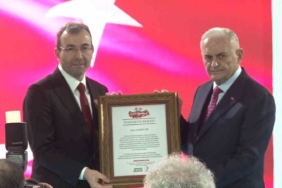 Binali Yıldırım: "Evlatlarımızı geleceğe daha iyi hazırlayacak tedbirler alıyoruz"