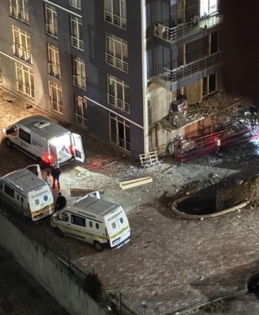 Bir haftadır kayıp olan şahıs kaldığı sitenin asansör boşluğunda ölü bulundu