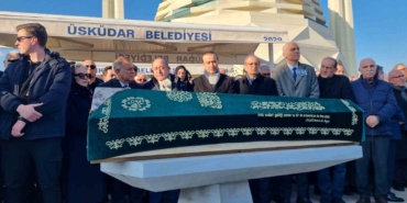 Bolu’daki otel yangınında hayatını kaybeden Nedim Türkmen ve ailesi için cenaze töreni düzenlendi