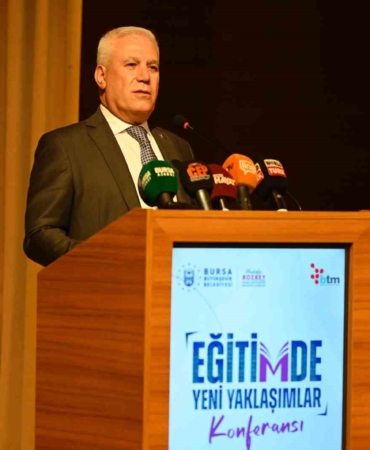 Bursa Büyükşehir’den eğitimde yeni yaklaşımlar konferansı