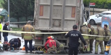 Büyükçekmece’de feci kaza: Kamyonun altında kalan genç 1 saatte çıkarıldı