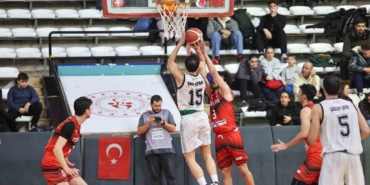 Büyükşehir’in dev adamlarından kritik galibiyet: 76-65