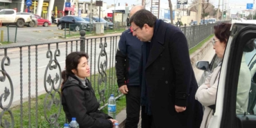 Çanakkale Belediye Başkanın aracının da bulunduğu 3 araçlı zincirleme trafik kazası