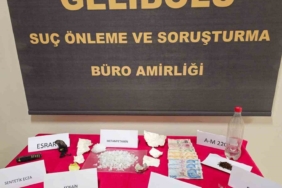 Çanakkale’de araç içerisinde 2 milyon TL’lik uyuşturucu madde yakalandı