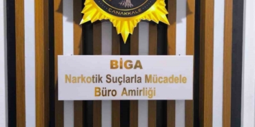 Çanakkale’de ’dur’ ihtarına uymayan araçtan uyuşturucu çıktı