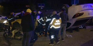 Çarpışan 2 araç takla attı: 4 yaralı