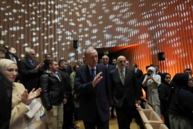 Cumhurbaşkanı Erdoğan: "Üstat’ın uğruna ömrünü adadığı gençlik, Kızılelma’ya uzanacaktır"