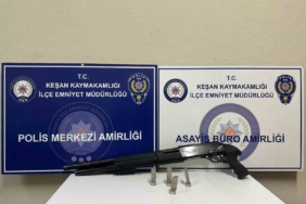 Edirne’de 3 adet ruhsatsız av tüfeği ele geçirildi