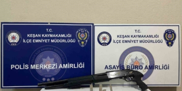 Edirne’de 3 adet ruhsatsız av tüfeği ele geçirildi