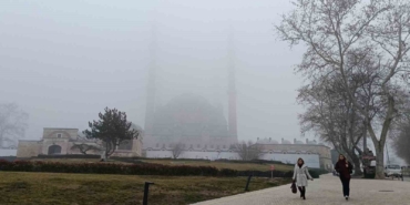 Edirne’de sis etkili oldu, görüş mesafesi düştü