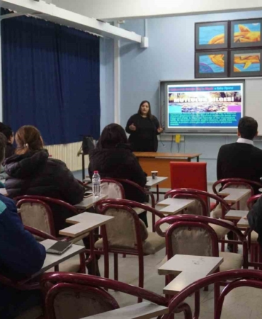 Edirne’de veliler haftanın 1 günü okula gidiyor