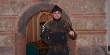 Ertuğrul Gazi Türbesi’ndeki ’Saygı Nöbeti’ metni Söğüt ruhuna uygun olarak değiştirildi