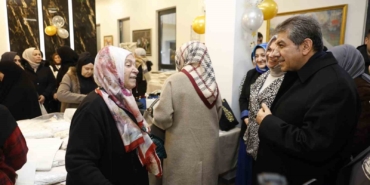 Esenlerli kadınlar yetim kızlar için hayır çarşısı düzenledi