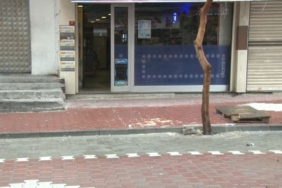 Esenyurt’ta bir kişi alışveriş yapmak için girdiği marketten çıkarken açılan ateş sonucu yaralandı