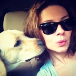 Feci yangında yaşamını yitiren stilist Feray Kanpolat’ın yaşadığı sitede sessizlik hakim