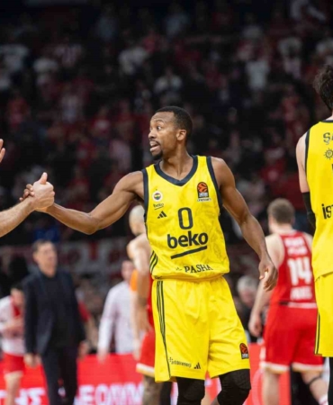 Fenerbahçe Beko, Olympiakos’u devirdi seriyi 5 maça çıkardı