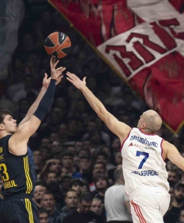 Fenerbahçe, Belgrad’da kazanarak üst üste 3. galibiyetini aldı