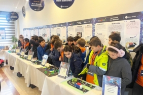 Geleceğin bilim insanları "STEM Fuarı"nda buluştu