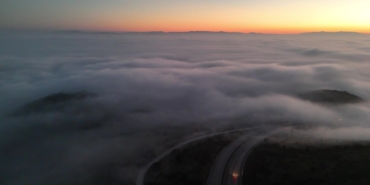 Gönen’de sis etkisi, renkli görüntüler oluşturdu