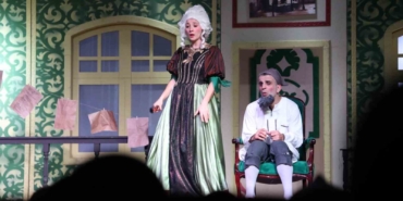 ’Hastalık Hastası’ ikinci gösterimde de kapalı gişe