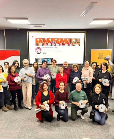 "Hayatın Ritmi" topluluğundan öğretmenlere özel konser