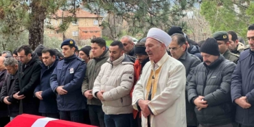 Hayatını kaybeden Jandarma Uzman Çavuş Kızılyar, son yolculuğuna uğurlandı
